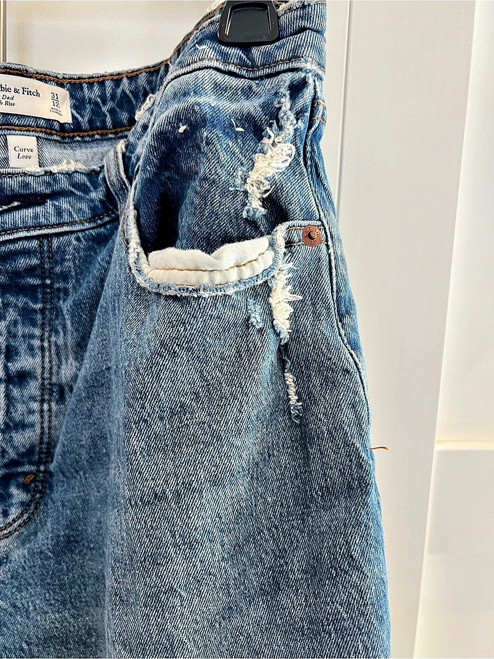 Abercrombie & Fitch Curve Love Ultra High Rise Dad Jean Blue Waist 31 (12)